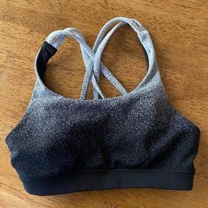 Lululemon sports bra size 2